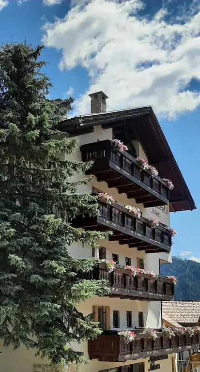 Apartments Antares