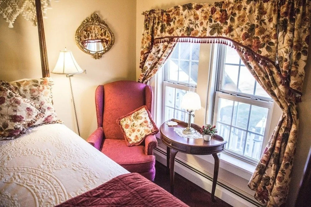 Rosewood Country Inn