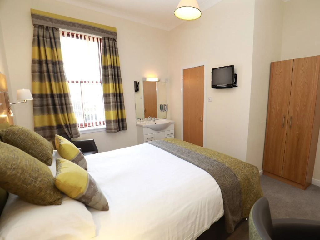 The Famous Star Hotel Moffat