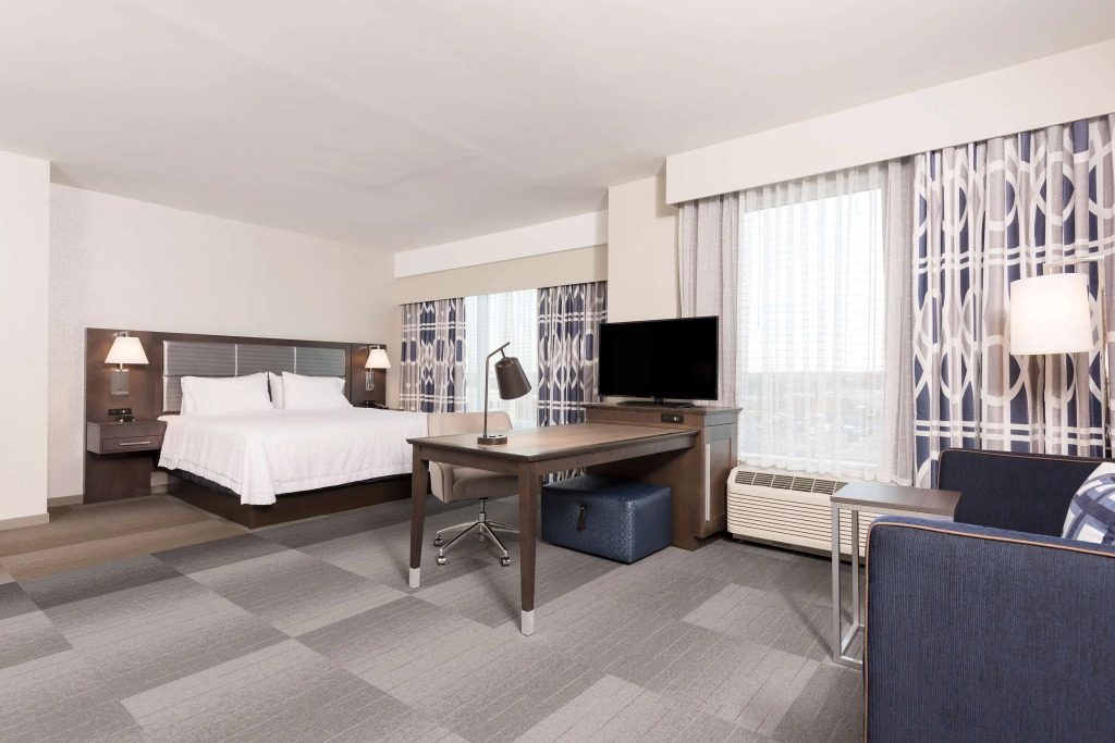 Hampton Inn & Suites Indianapolis-Keystone, IN