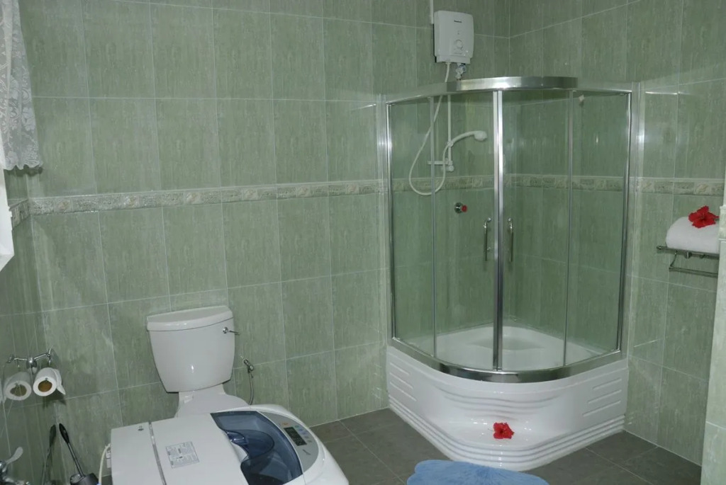 Hide Away Holiday Apartments