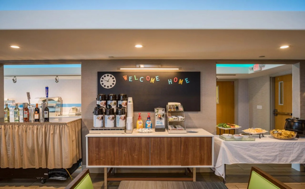 Holiday Inn Express Hotel & Suites Modesto-Salida by IHG