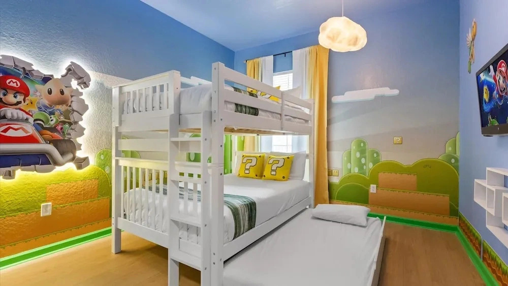 Near Universals Epic Universe Suite -3br