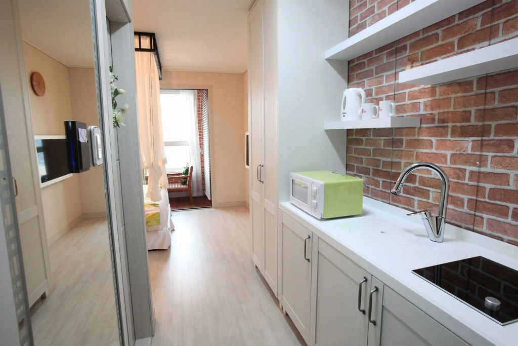 Coop City Hotel Stayco