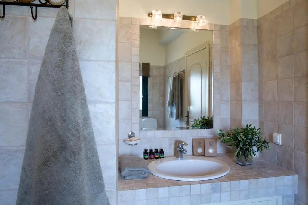 Avra Private Suites