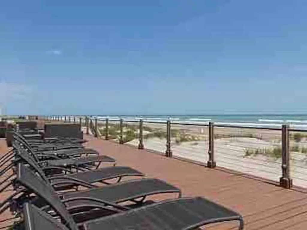 Bahia Mar Solare Tower 6th floor Bayview Condo 2bd 2ba with Pools and Hot tubs