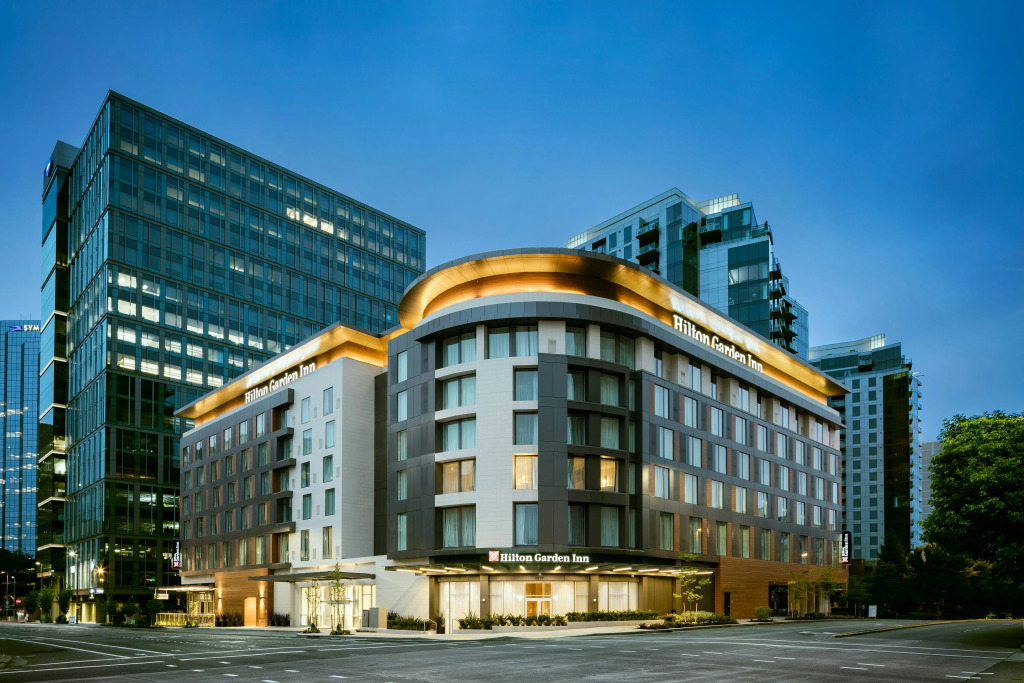 Hilton Garden Inn Seattle Bellevue Downtown, WA