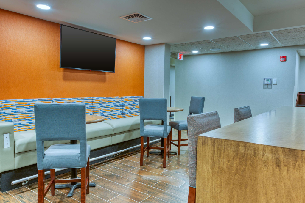 Drury Inn and Suites St Louis Collinsville