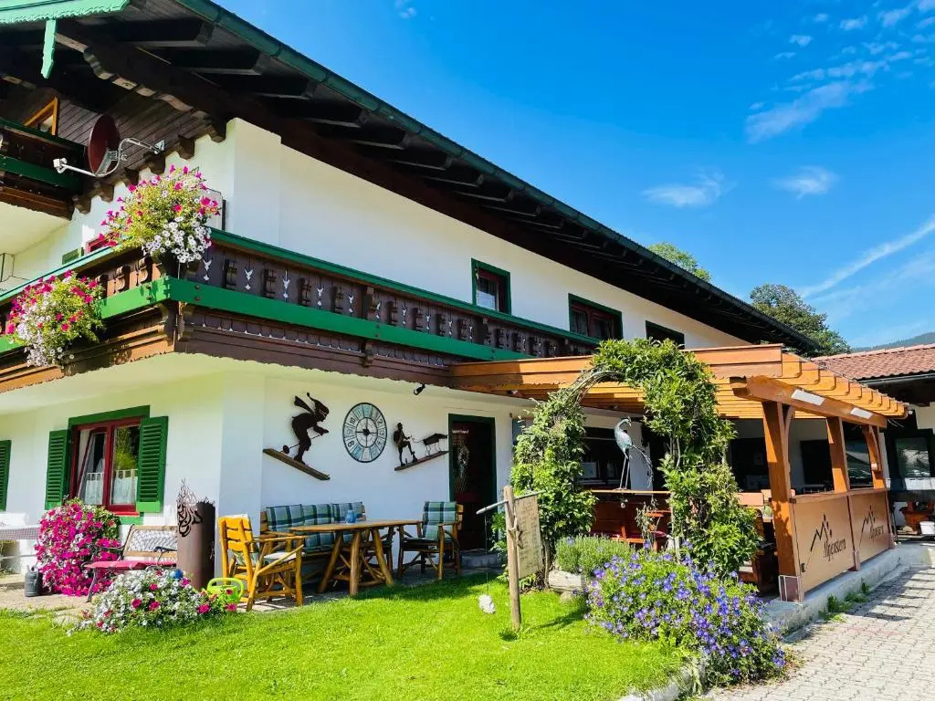 Hotel - Pension Alpenstern