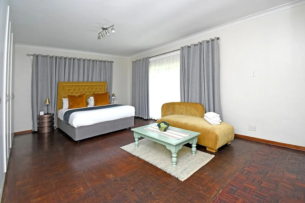 Zwelakho Luxury  furnished apartments