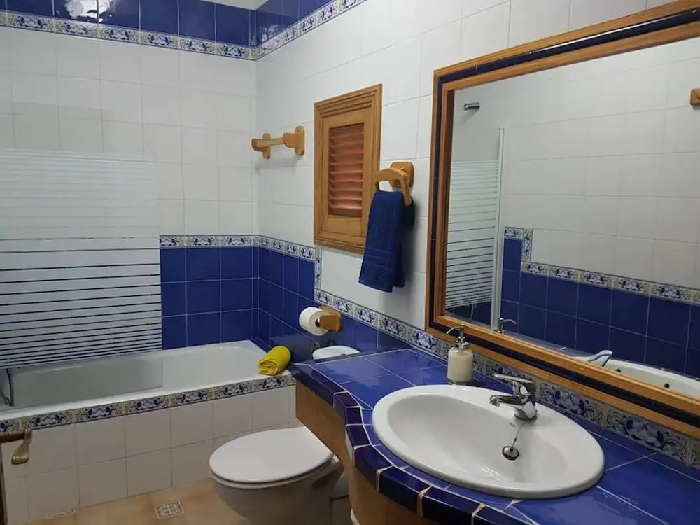 House With 3 Bedrooms in S'illot-cala Morlanda, With Furnished Terrace