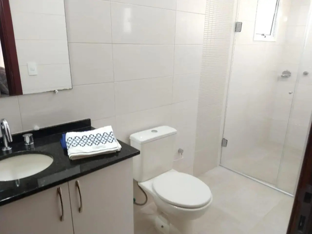 Casa Curitiba 120m² (1 Suíte e 2 Quartos) com garagem em condomínio