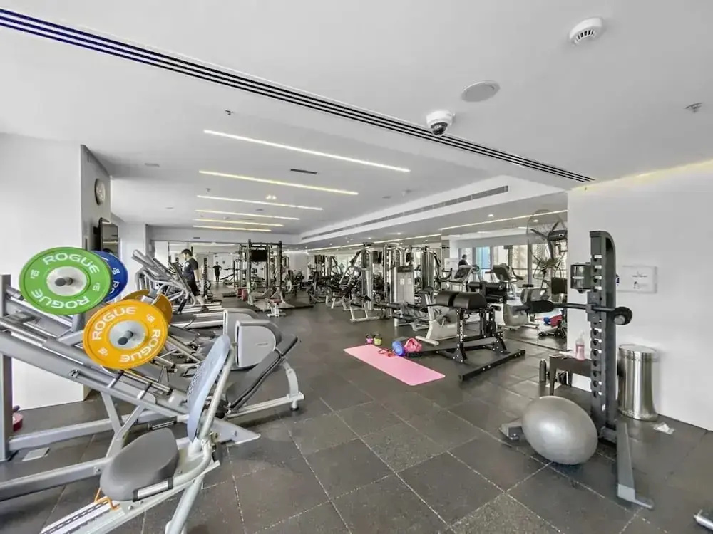 Silkhaus Chic in West Avenue Pool Gym Access