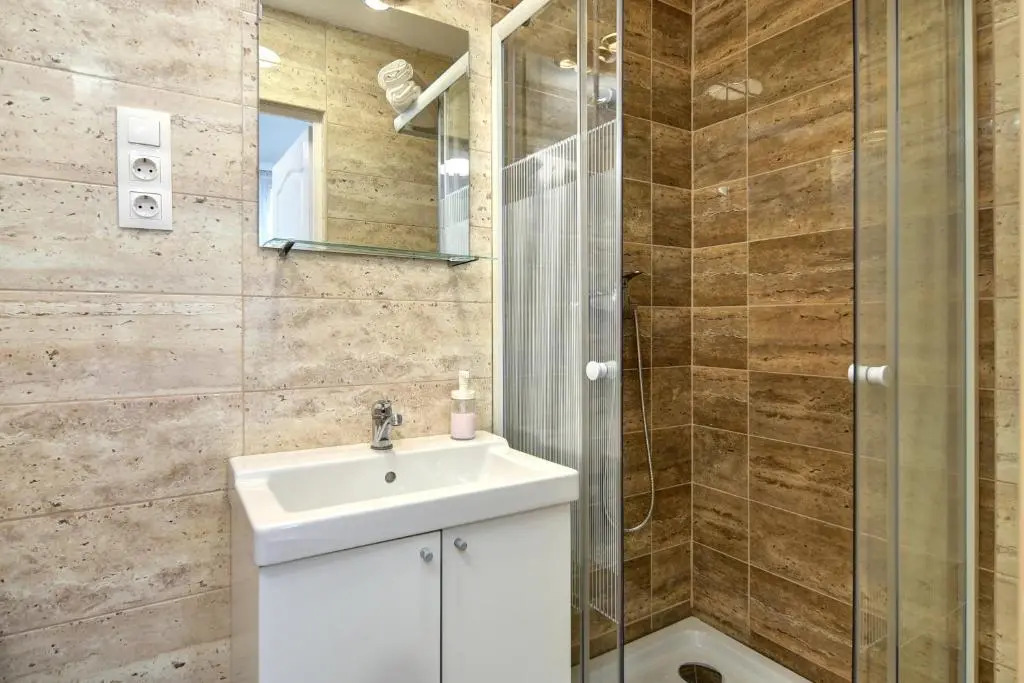 Heart of Downtown Apartment