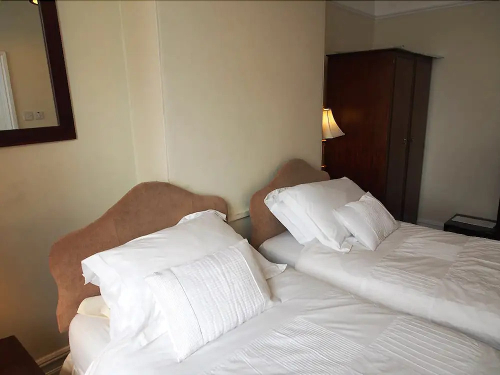 Leaded Light Guest House