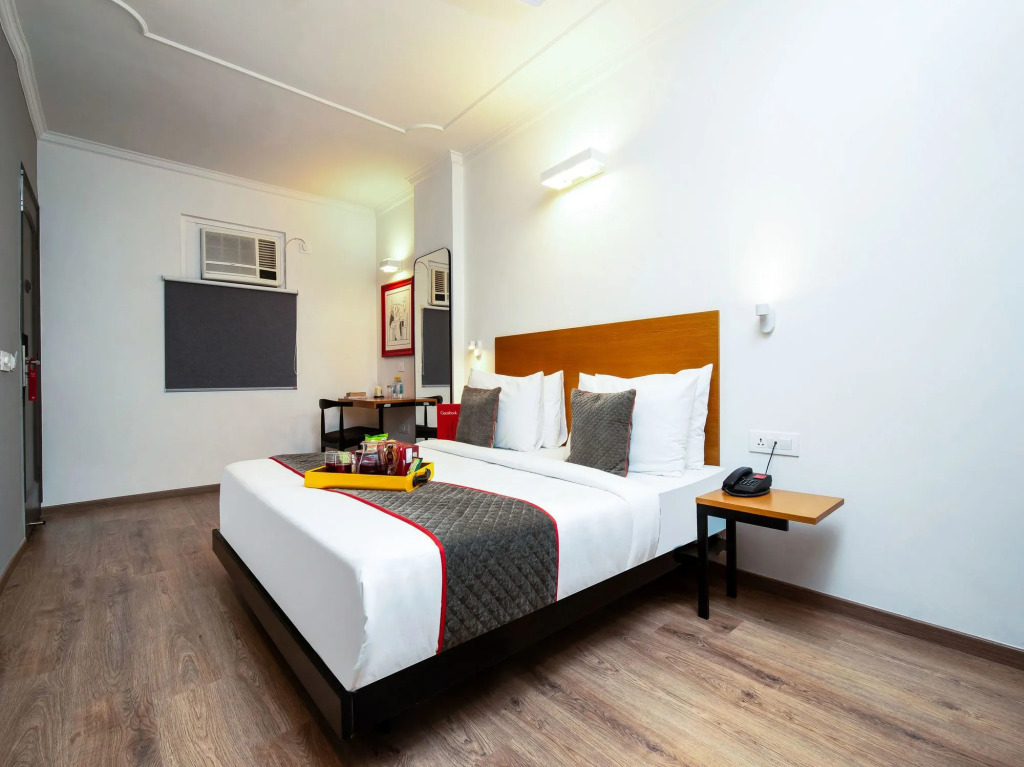 OYO Townhouse 023 CR Park