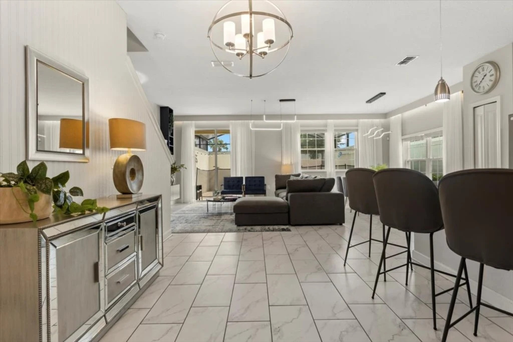 5 Bedroom 4 Bathroom Storey Lake 5007 Wa
