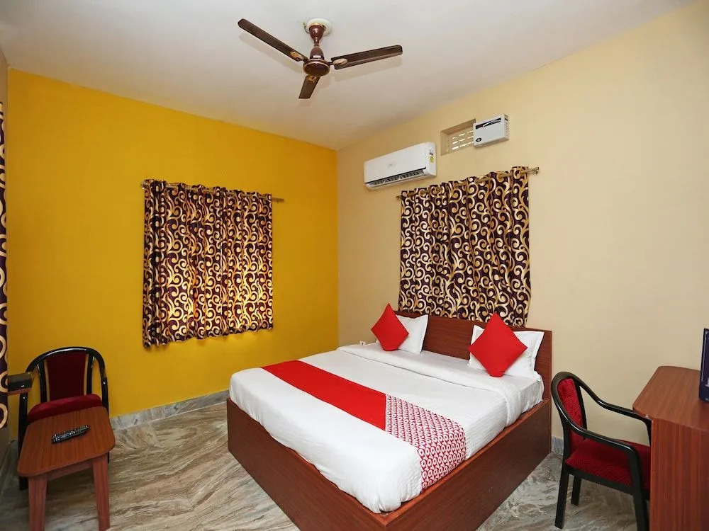 OYO 12756 Elite Stay