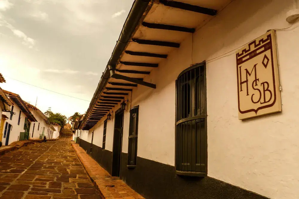 Hotel Mision Santa Barbara