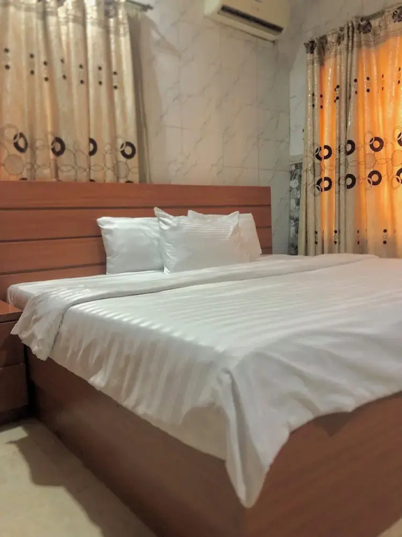 Tofana hotels and apartments Life camp