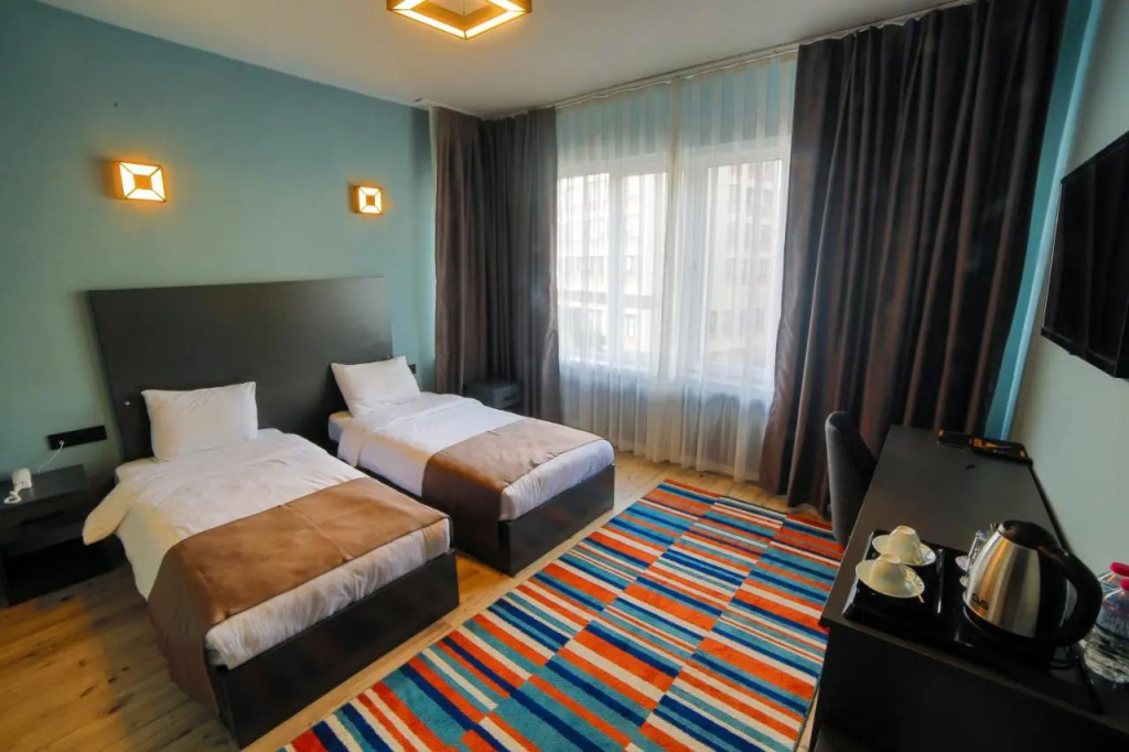 Atos Otel