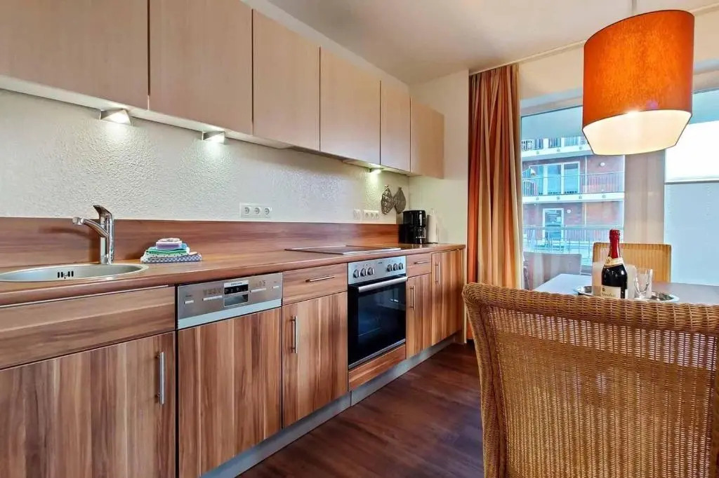 Strandnahe-Ferienwohnung-201-Residenz-Hohe-Lith-Duhnen-mit-Sky-TV