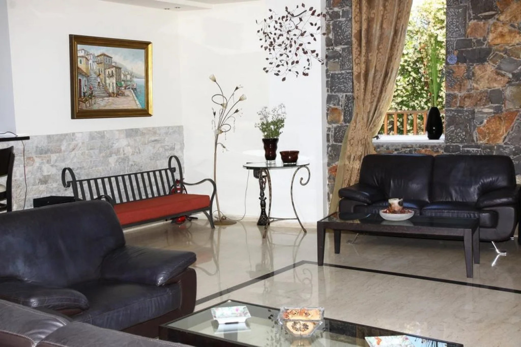 Dias Hotel & Apts