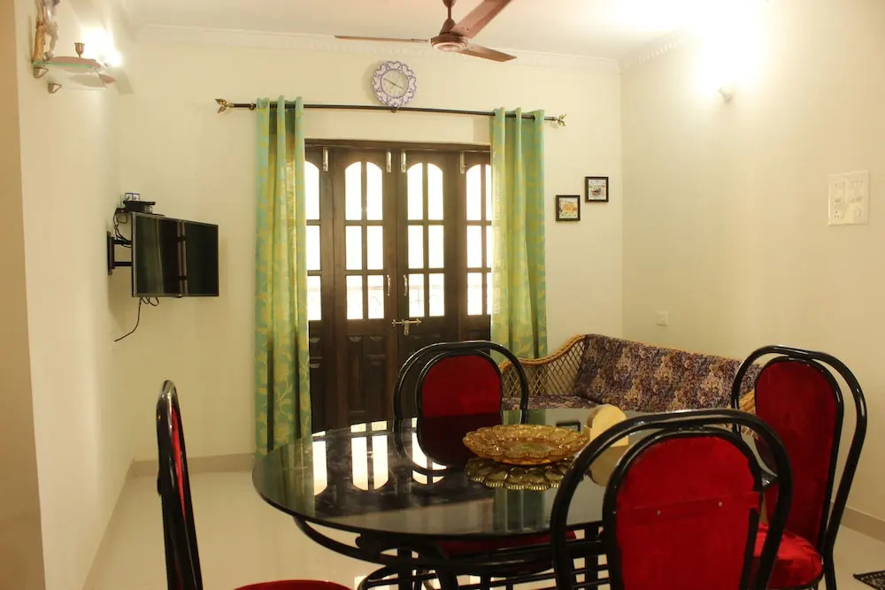 OYO 6237 Home Cozy 2BHK Candolim