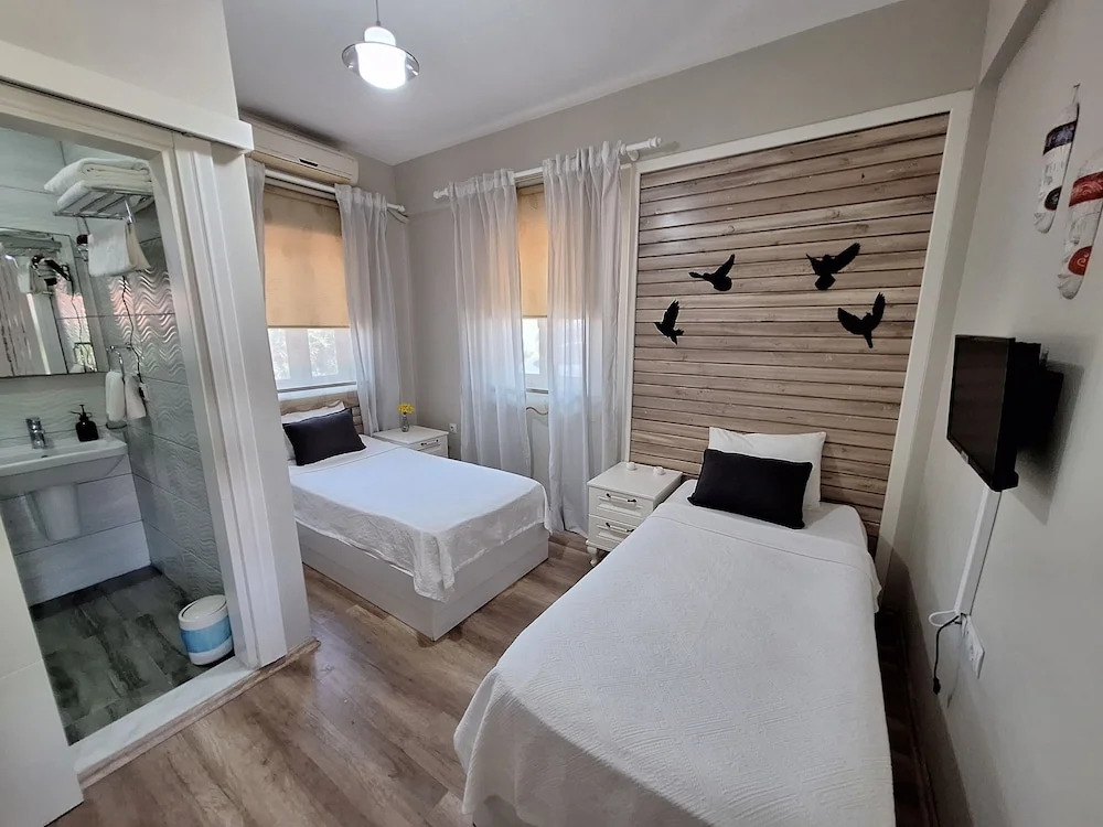 Karina Vineyard House