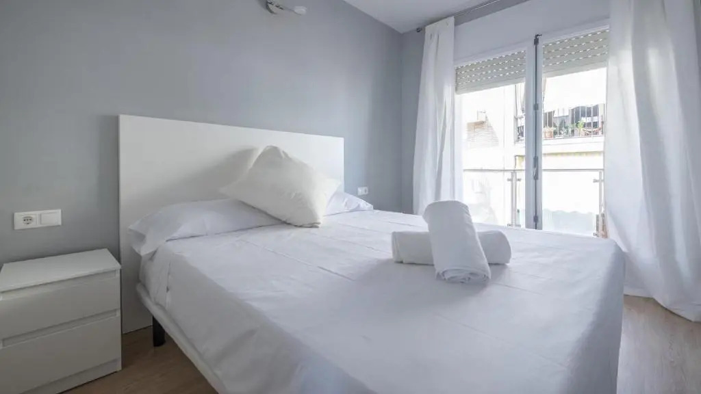 R68 Apartamento Montserrat 32-3