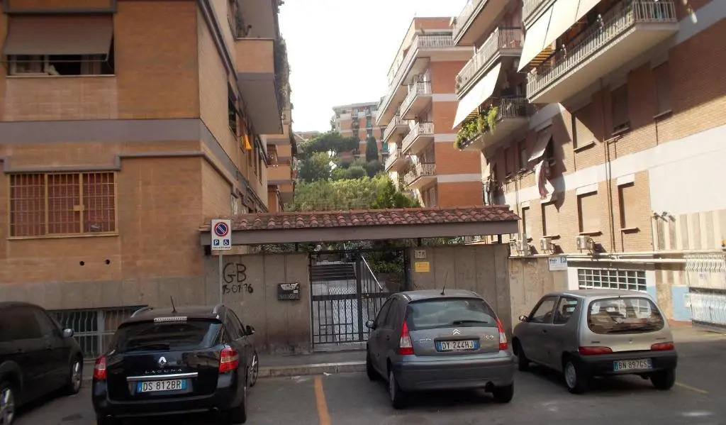 Roma Tourist House