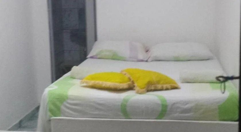 Roses hostel e pousada