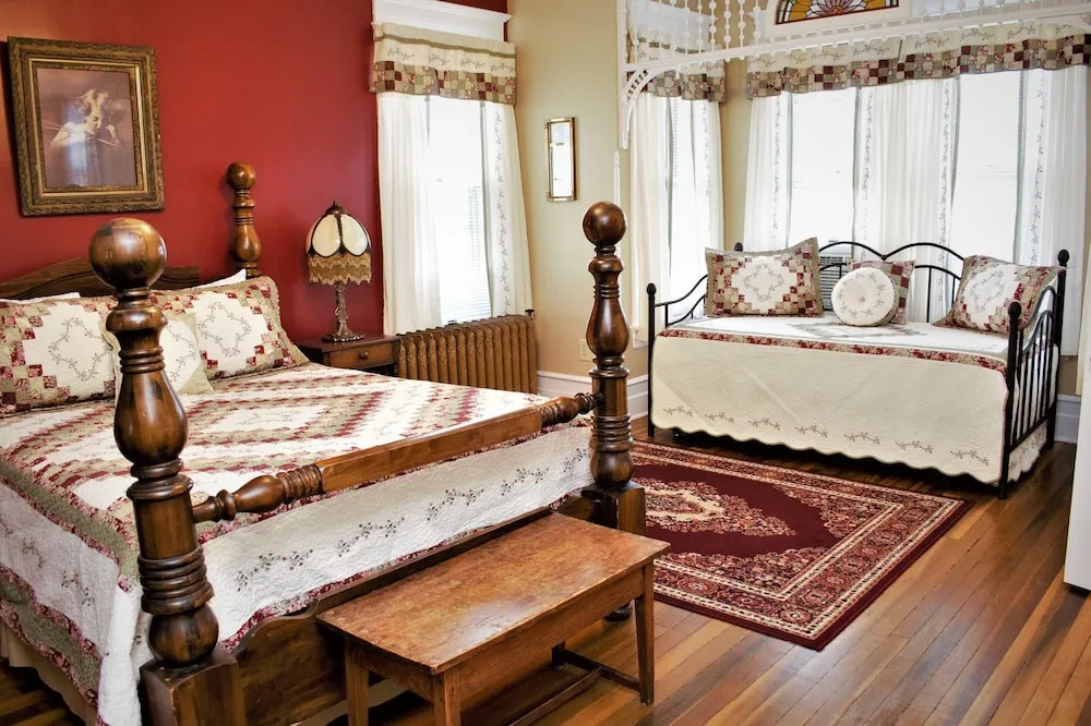 The Historic Morris Harvey House