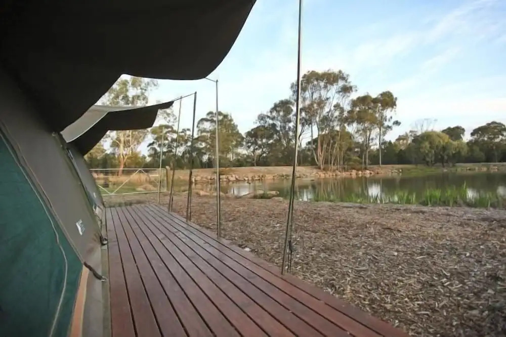 Billabong Camp, Taronga Western Plains Zoo