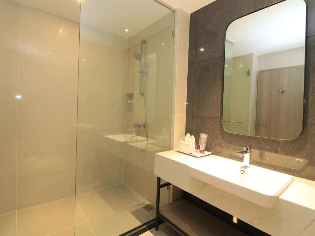 Fortune Saeng Chan Beach Hotel Rayong - SHA Plus