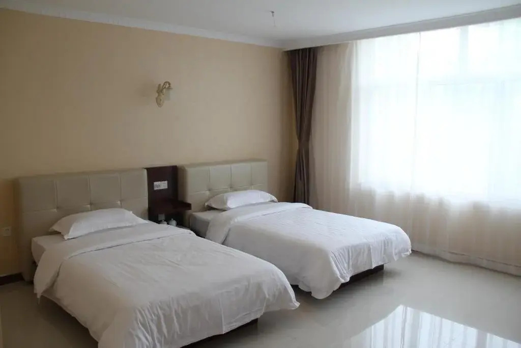 Tianyuan Business Hotel Shijiazhuang South Pingan Street