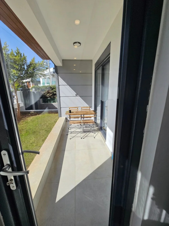 Professionally Maintained Spacious New Suites 2-1