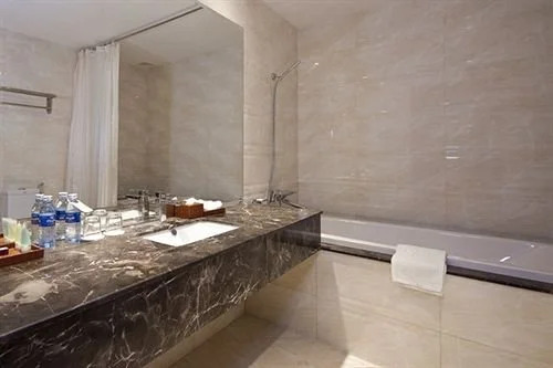 Aranya Hotel