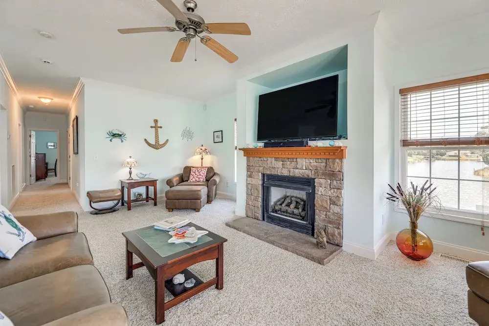 Waterfront Merritt Home w/ Boat Dock & Deck!