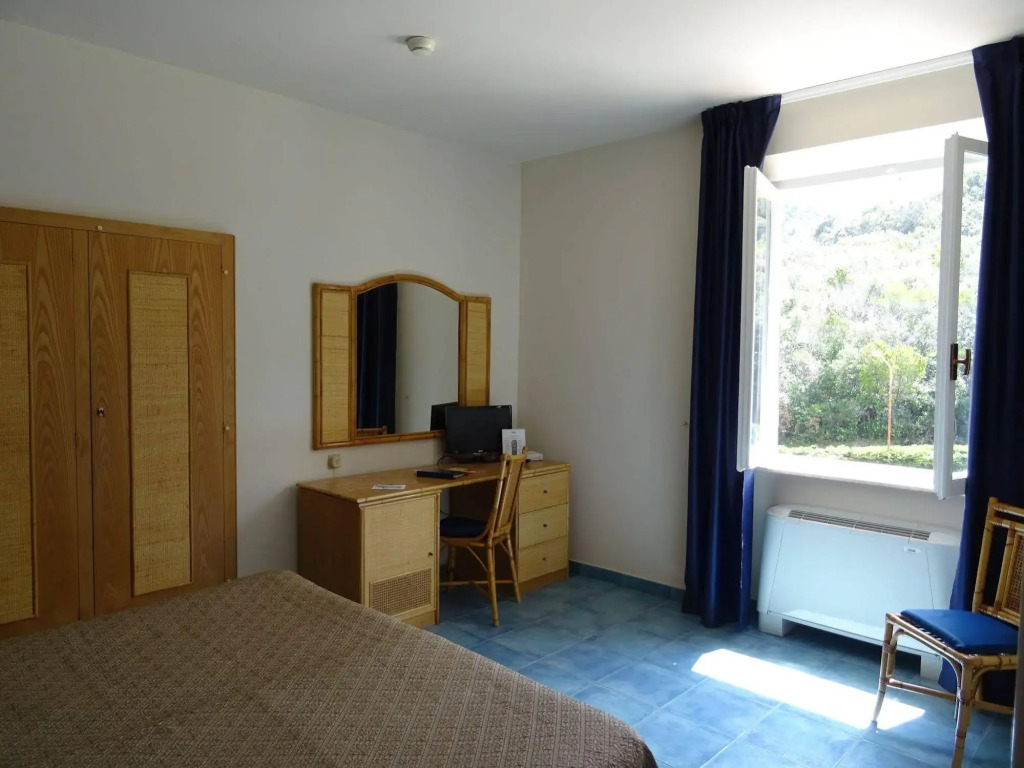 Hotel Desiree