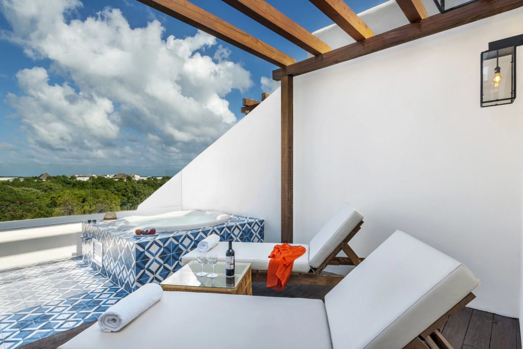 El Beso Adults Only at Ocean Riviera Paradise All Inclusive