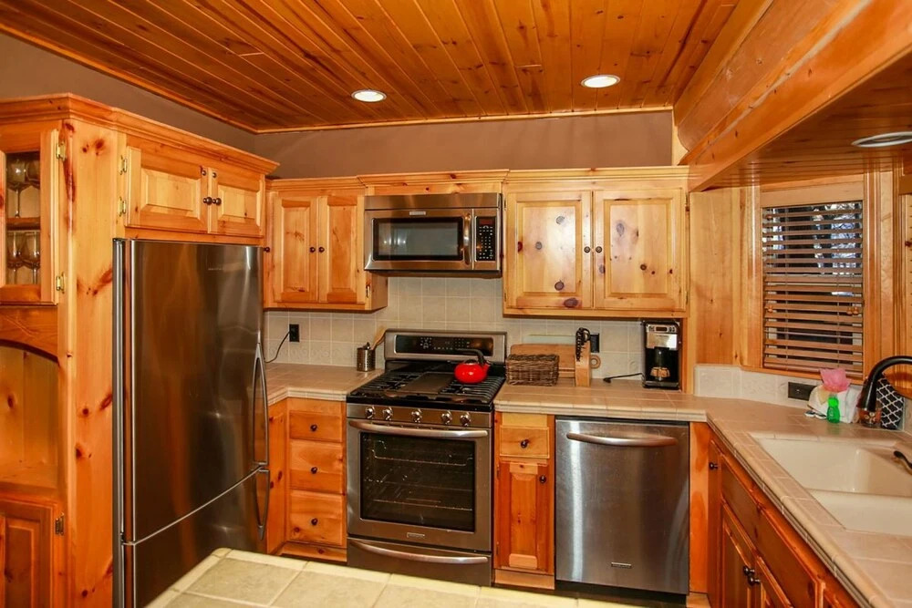 Log Home Retreat-1824 by Big Bear Vacations