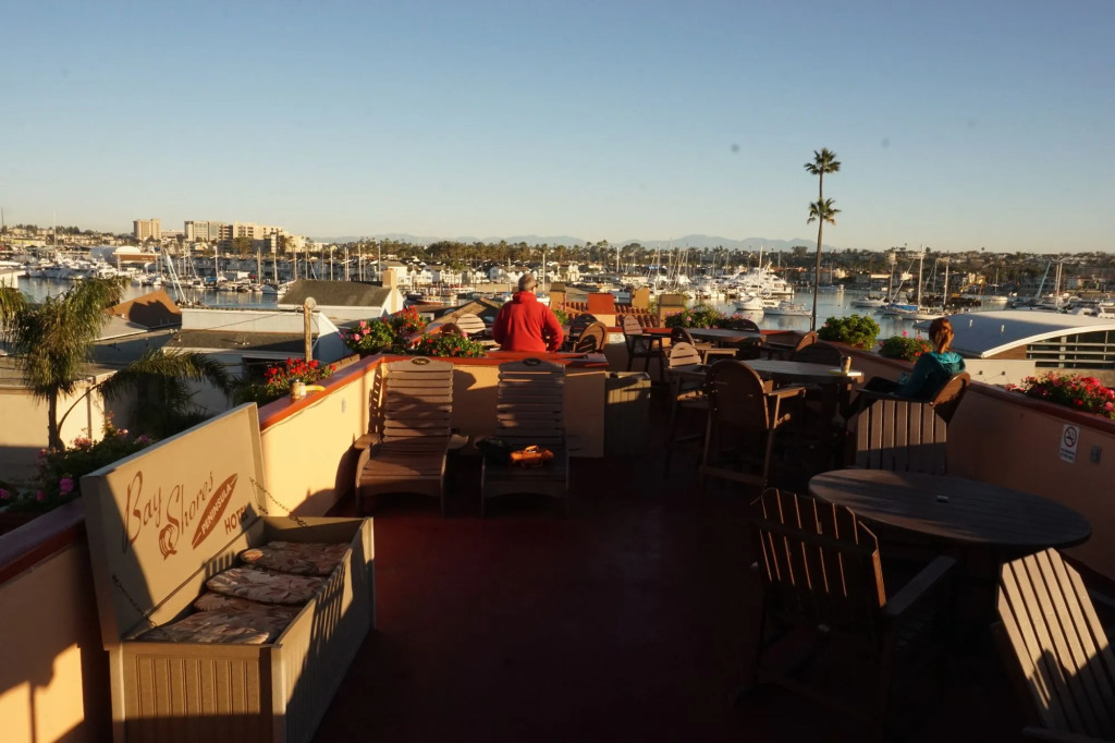 Bay Shores Peninsula Hotel
