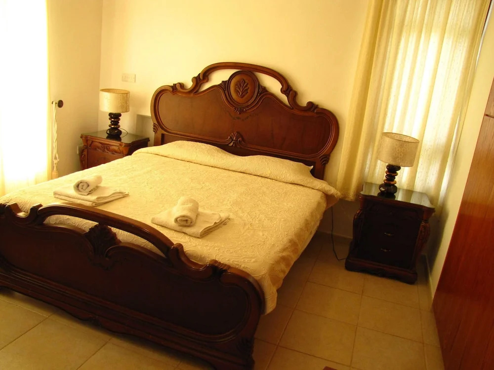 Webooking Knossos Villa
