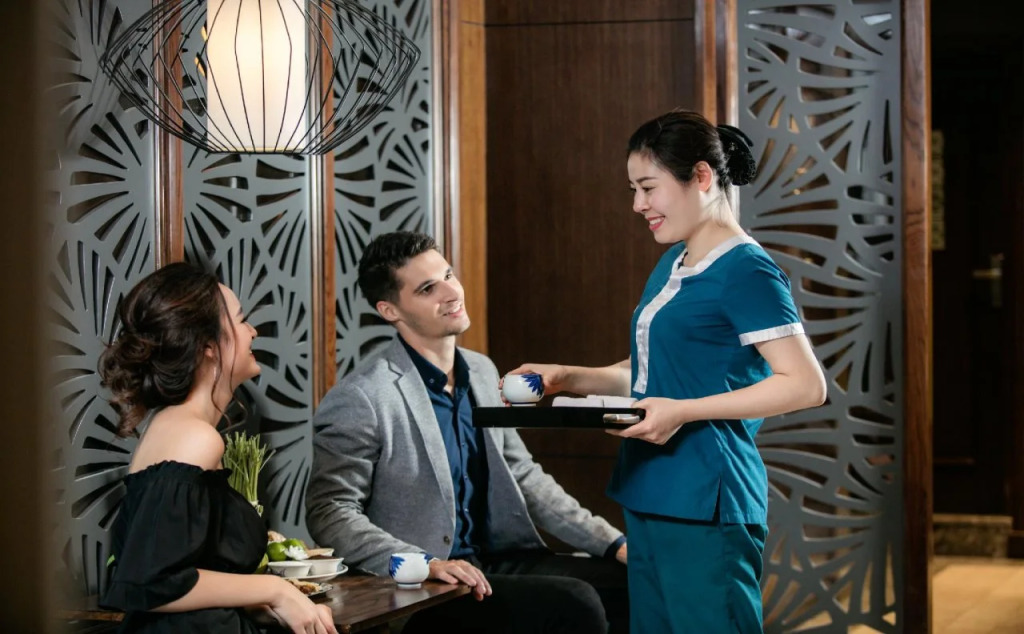 Lucien Hanoi Lakeside Hotel & Rooftop