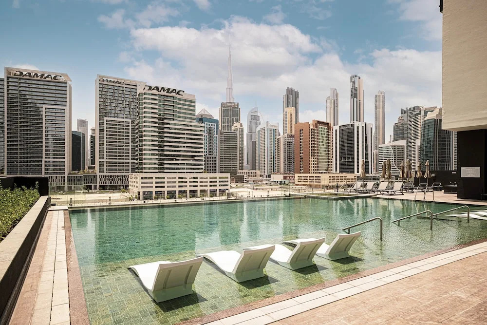 Waves - Impressive 1BR Apartment Close to Burj Khalifa
