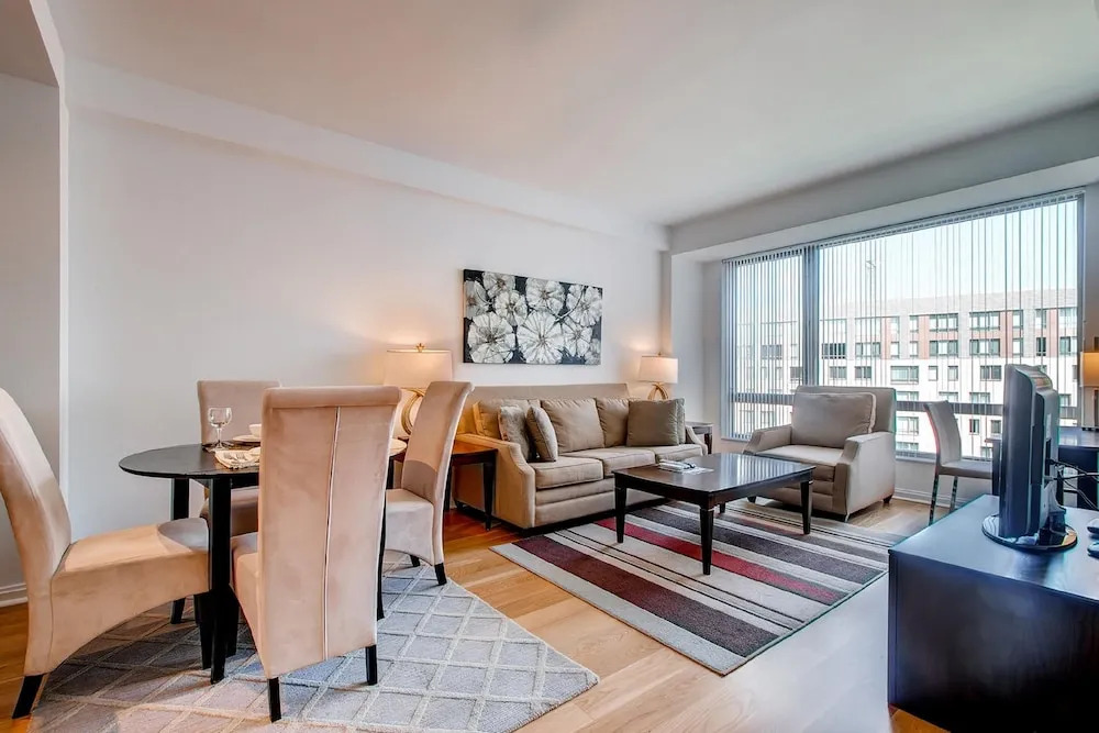 Global Luxury Suites at Kendall Square