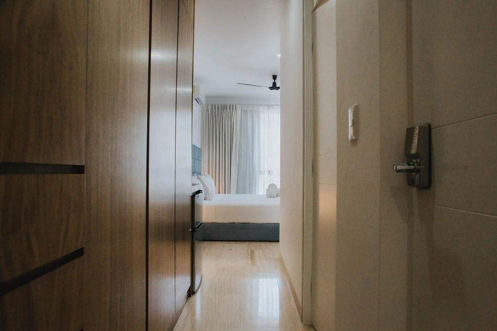 Amira Central 106