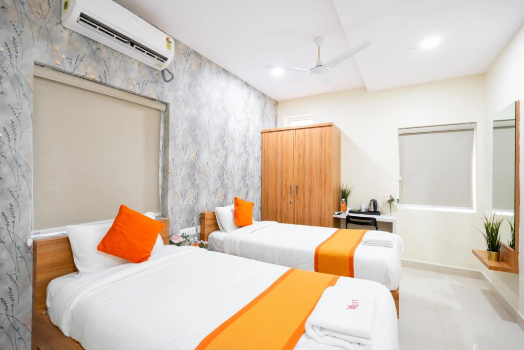 Hotel Iris Atnest Madhapur - A Business Hotel