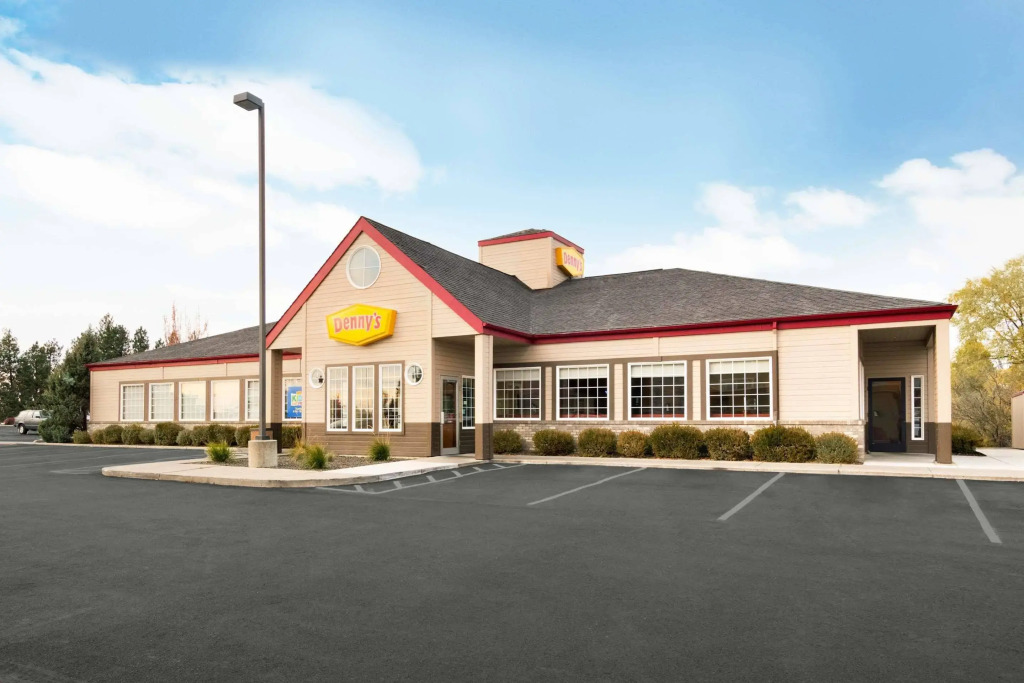 Best Western PLUS Peppertree Airport Inn